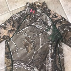 Under Armour women's hunting top