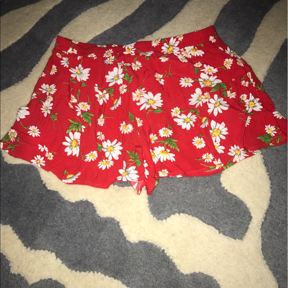 Red Daisy Shorts