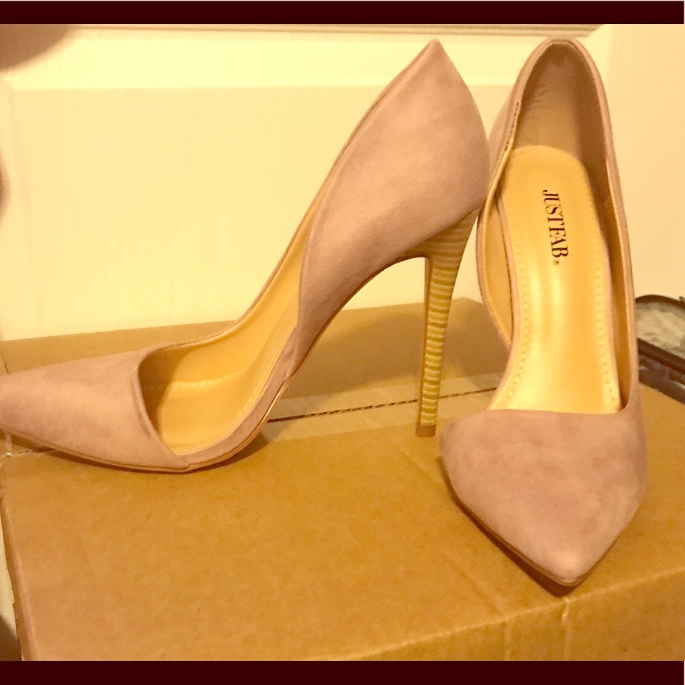 Lavender pumps