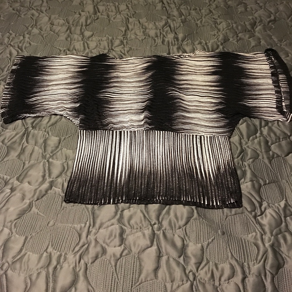 Black & white top see through