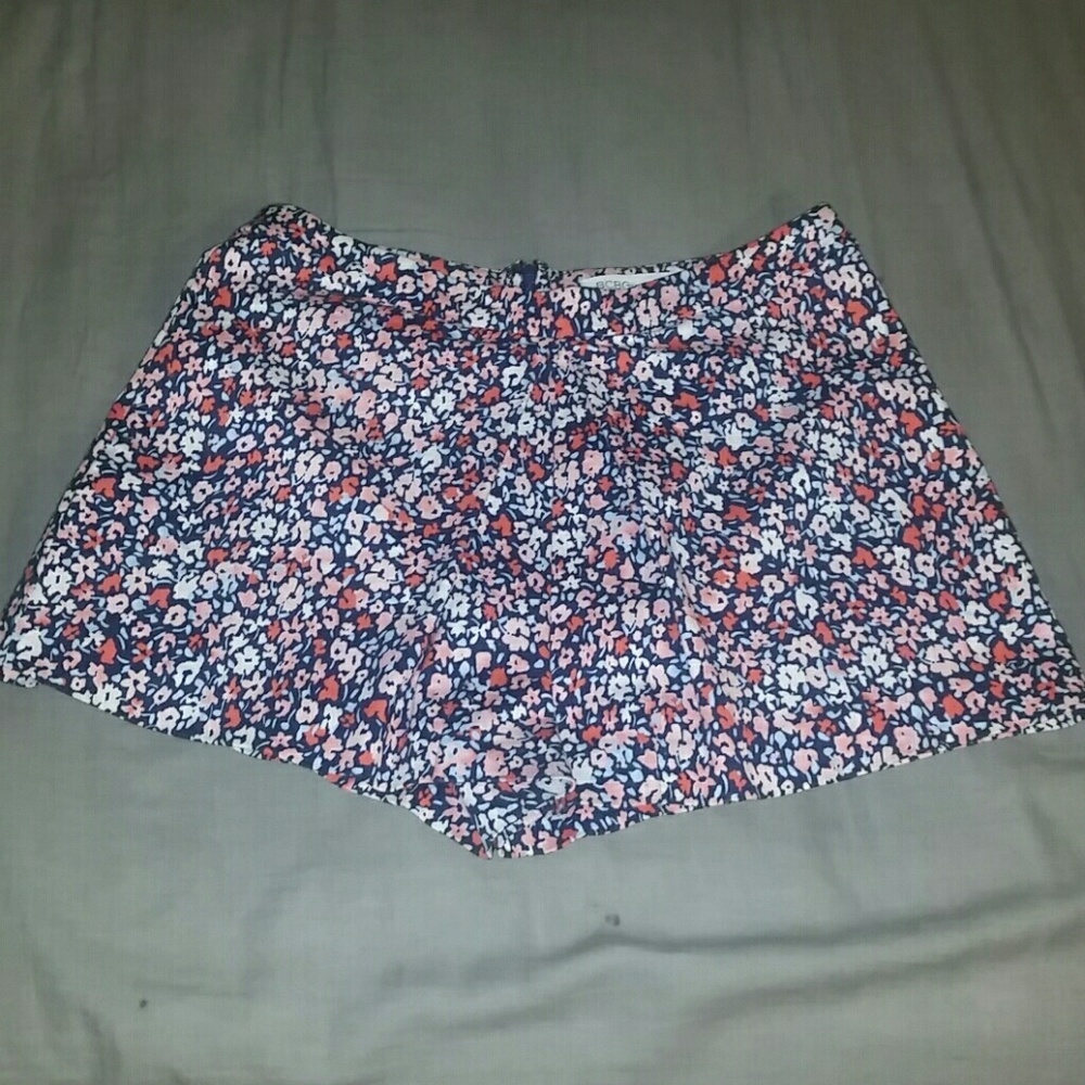 Bcbgeneration coral multi color shorts