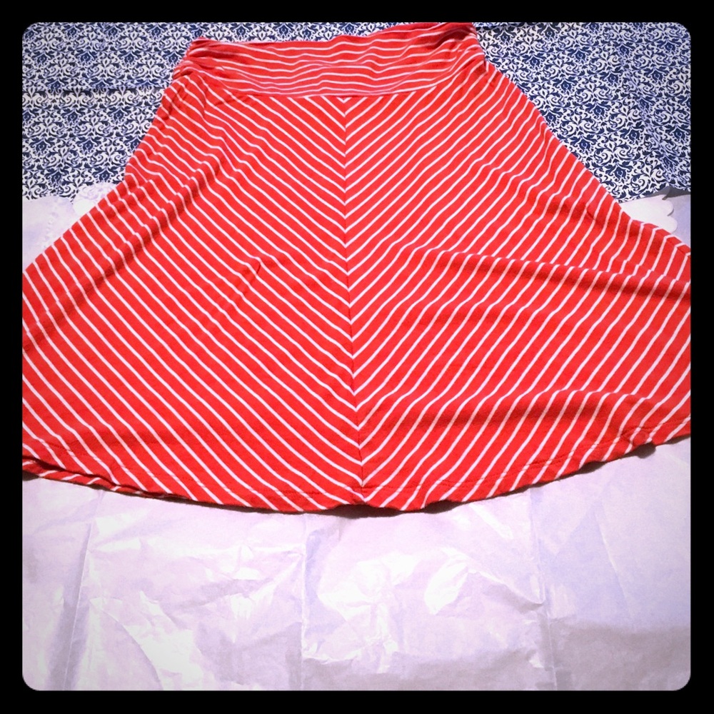 Size XS Mid Length Skirt