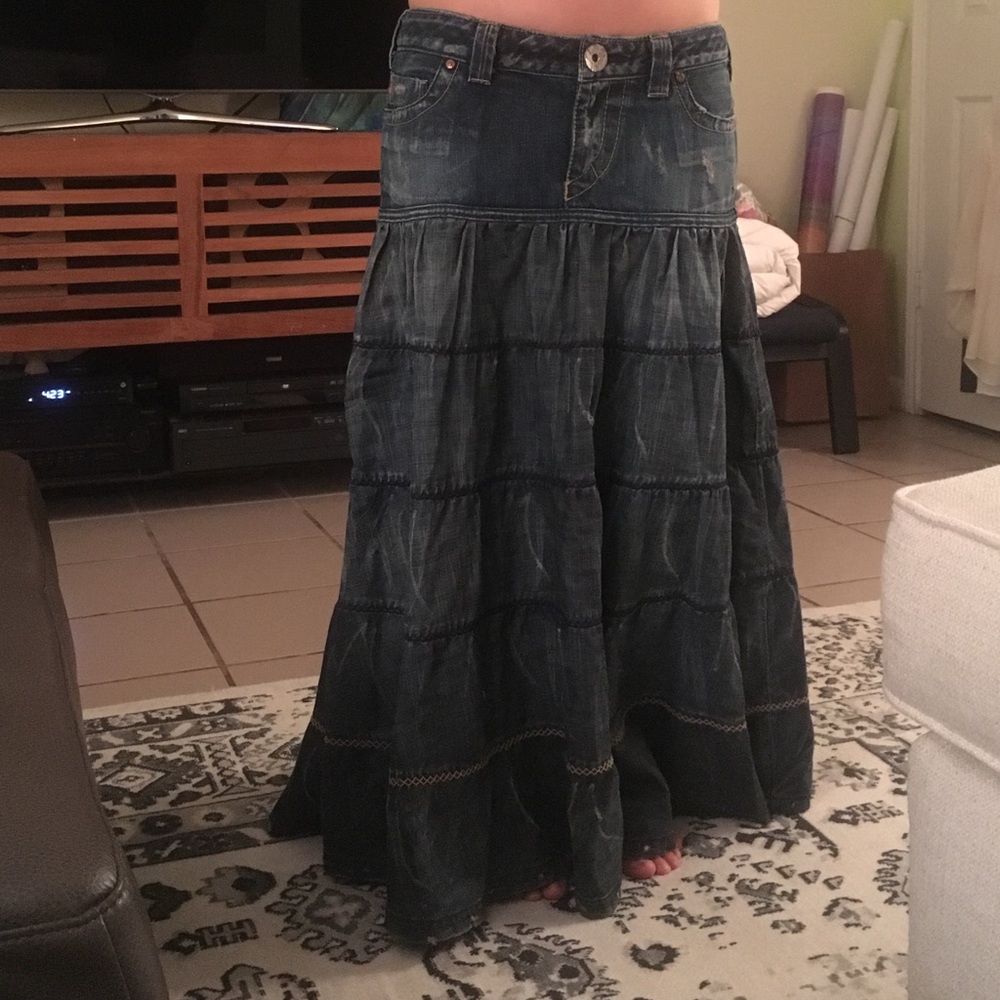 Long jean skirt