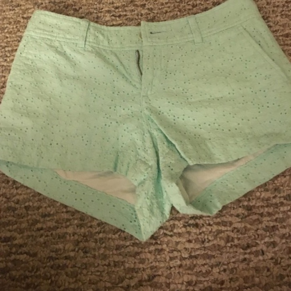 Lilly Pulitzer size 6 mint green shorts