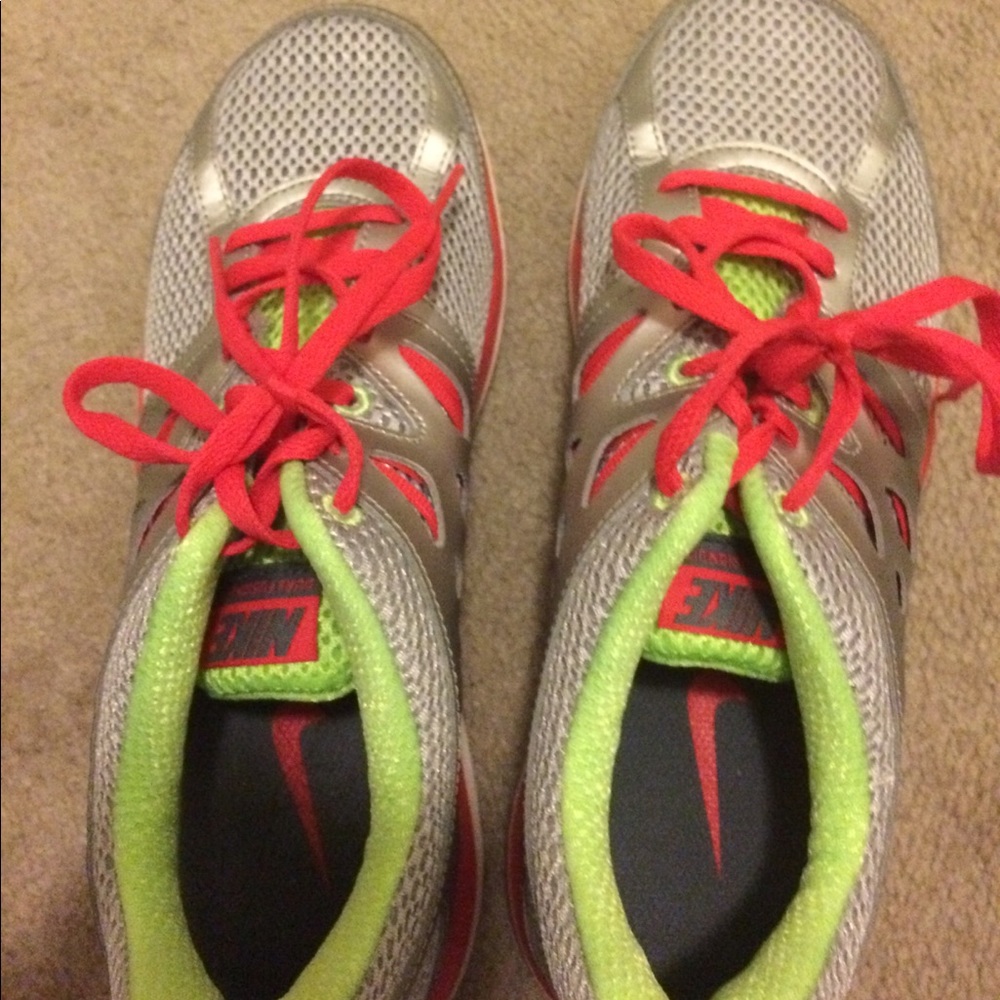 Nike Dual Fusion Walking Shoes