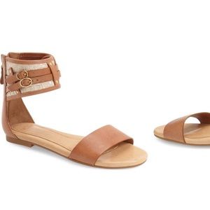 BRAND NEW. Never worn Ugg Sandals