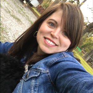 Meet your Posher, Amber
