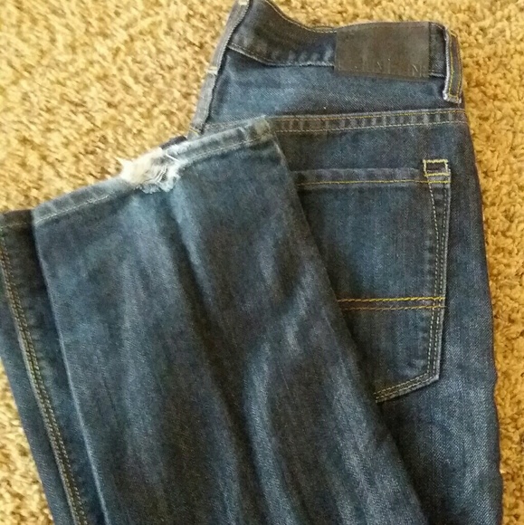 Denizen - Picture 2 of 2