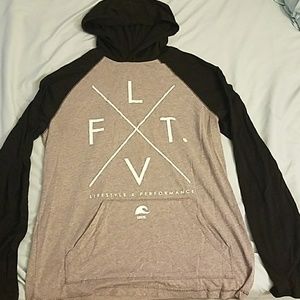 Live fit raglan hoodie
