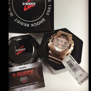 New with tag🌹rose gold gshock watch