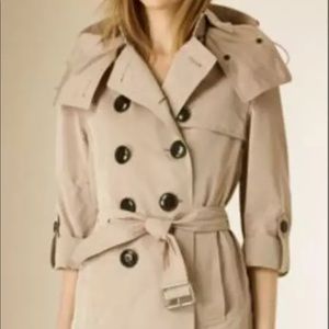 Burberry Knightsdale Trench Coat