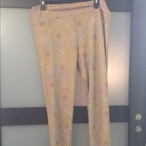 Tall/Curvy LuLaRoe leggings