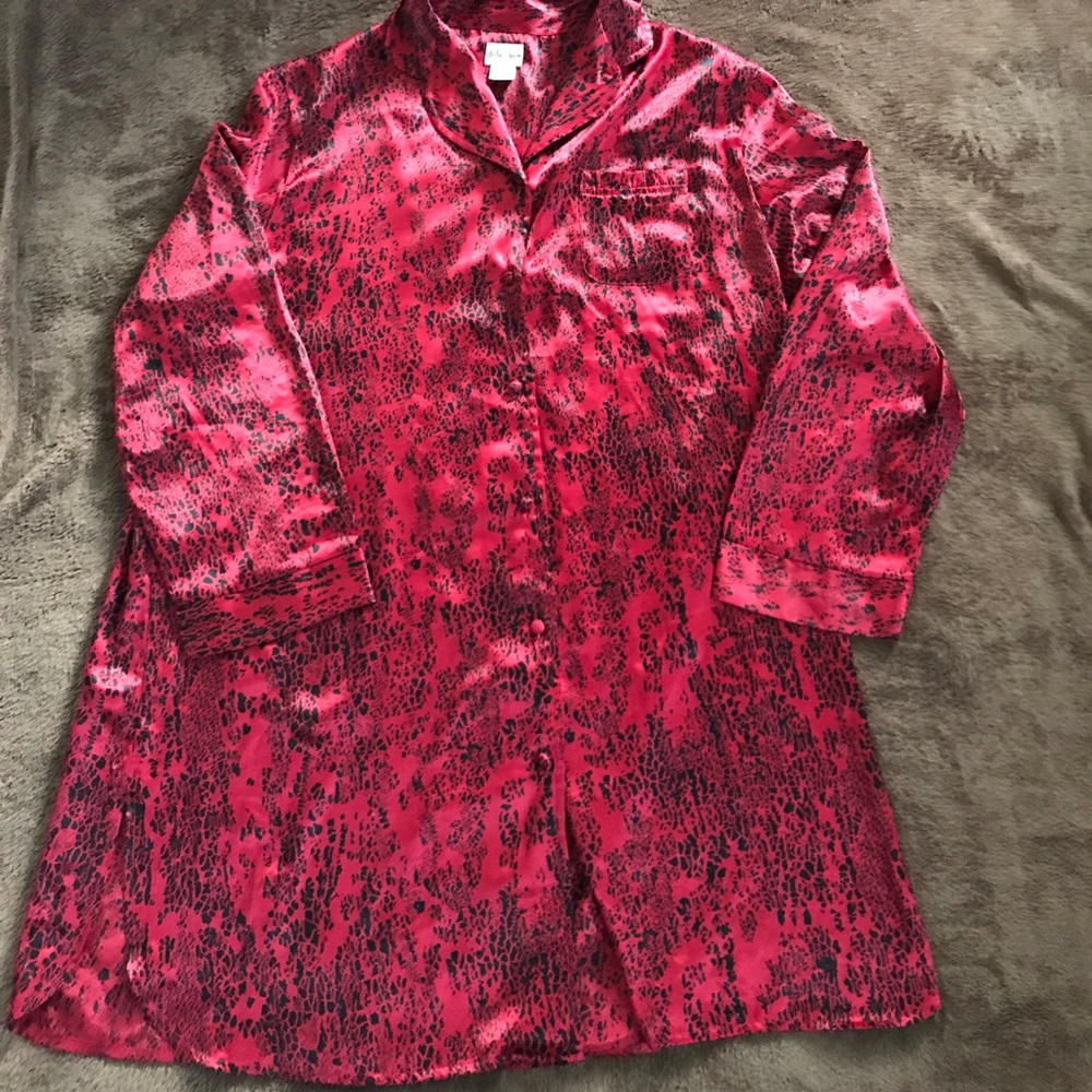 Black & Red Satin Nightgown/Robe