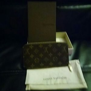 LOUIS VUITTON LARGE WALLET