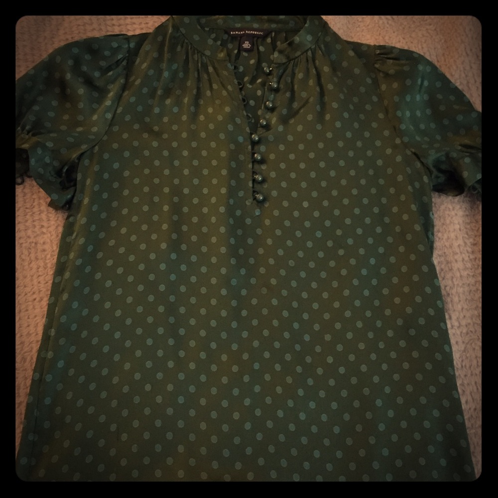 Banana Republic 100% SILK blouse