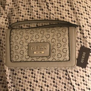 Guess wallet