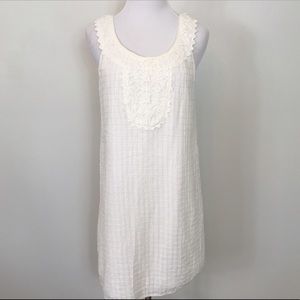 Max studio white lace scallop eyelet shift dress