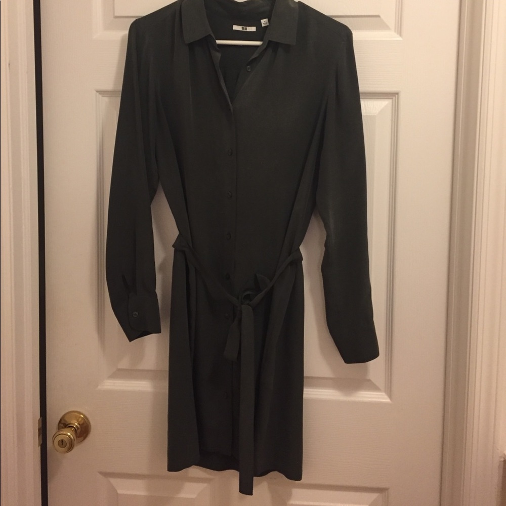 Silk forest green shirt dress