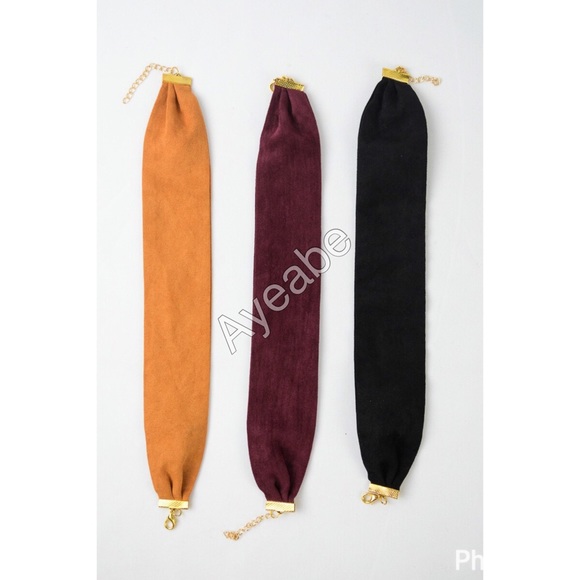 New black wide faux suede choker necklace - Picture 2 of 4