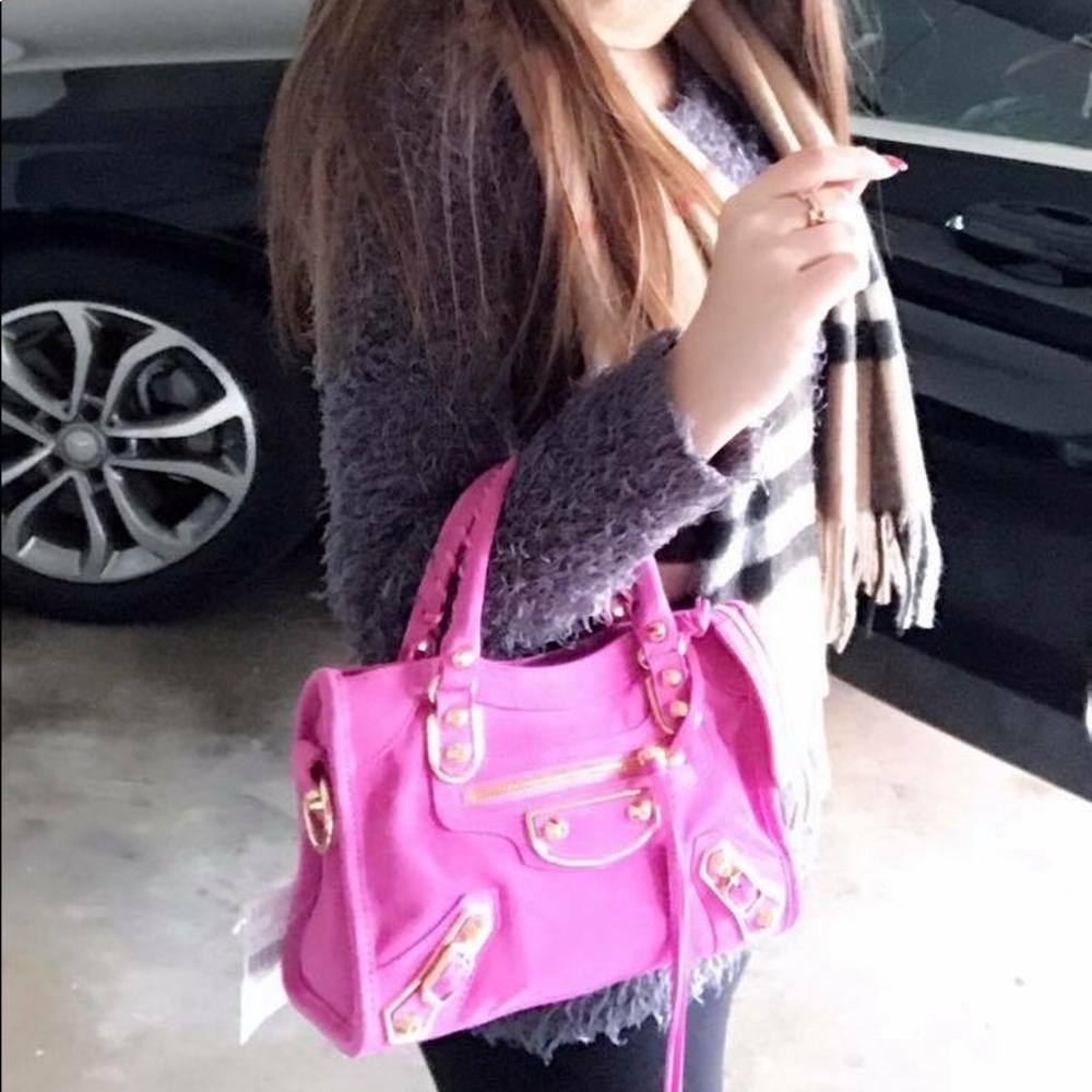 💲SOLD💲authentic Balenciaga edge mini city bag