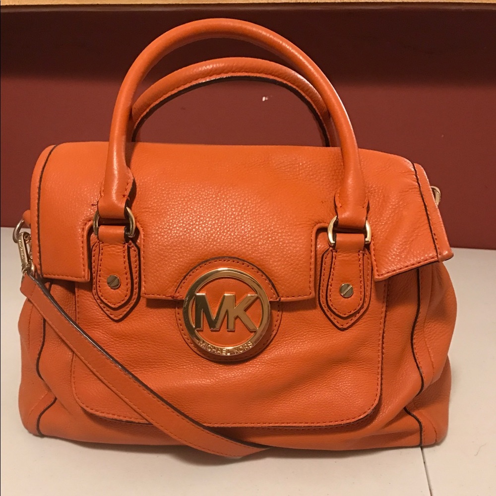 Handbag