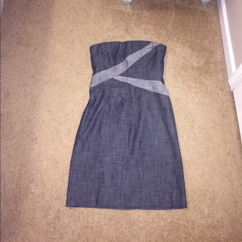 Dress (straps or strapless)