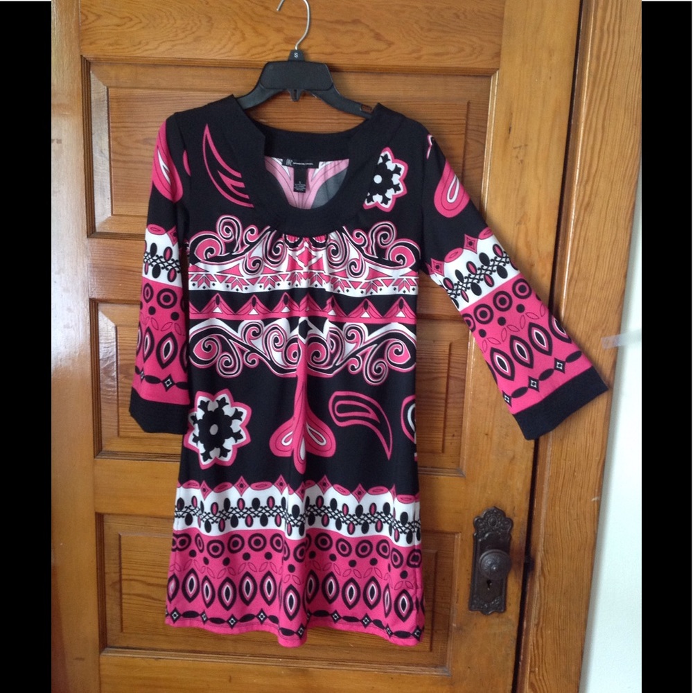 Fantastic INC. Dress!