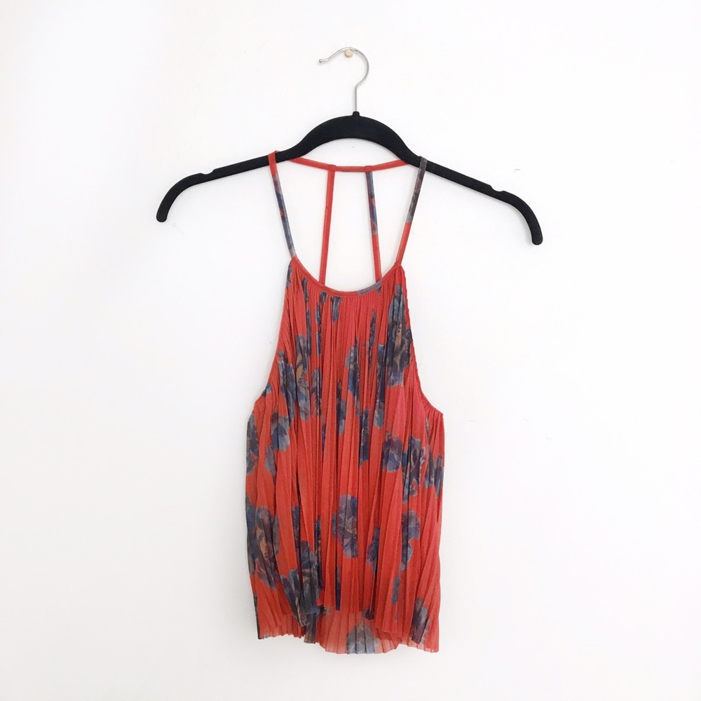 ✨Sale! Urban Outfitters Floral Crop Tank Top
