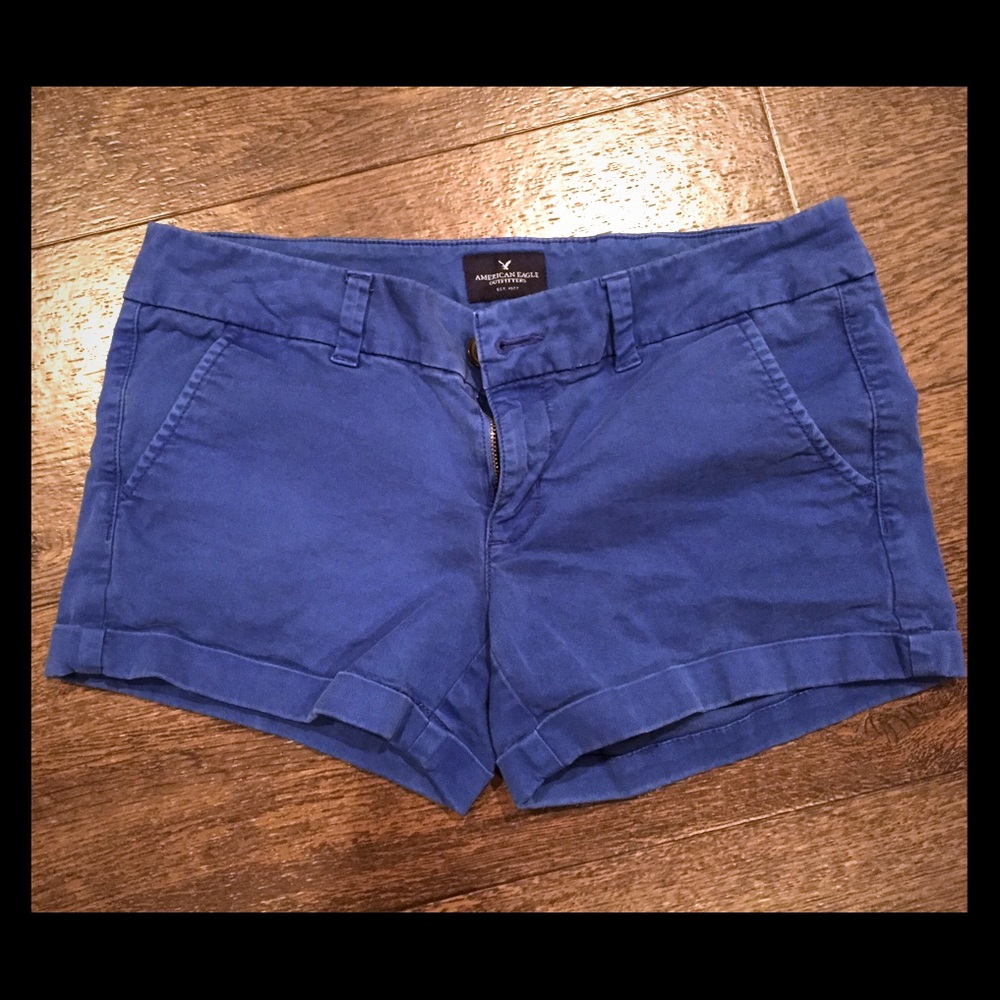 Size 6 American Eagle shorts