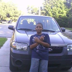 Meet your Posher, Deandre