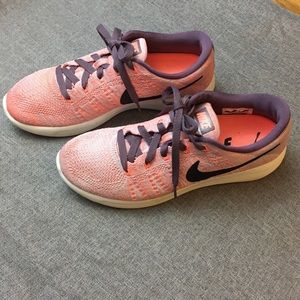 Nike Lunarepic Flyknit size 9