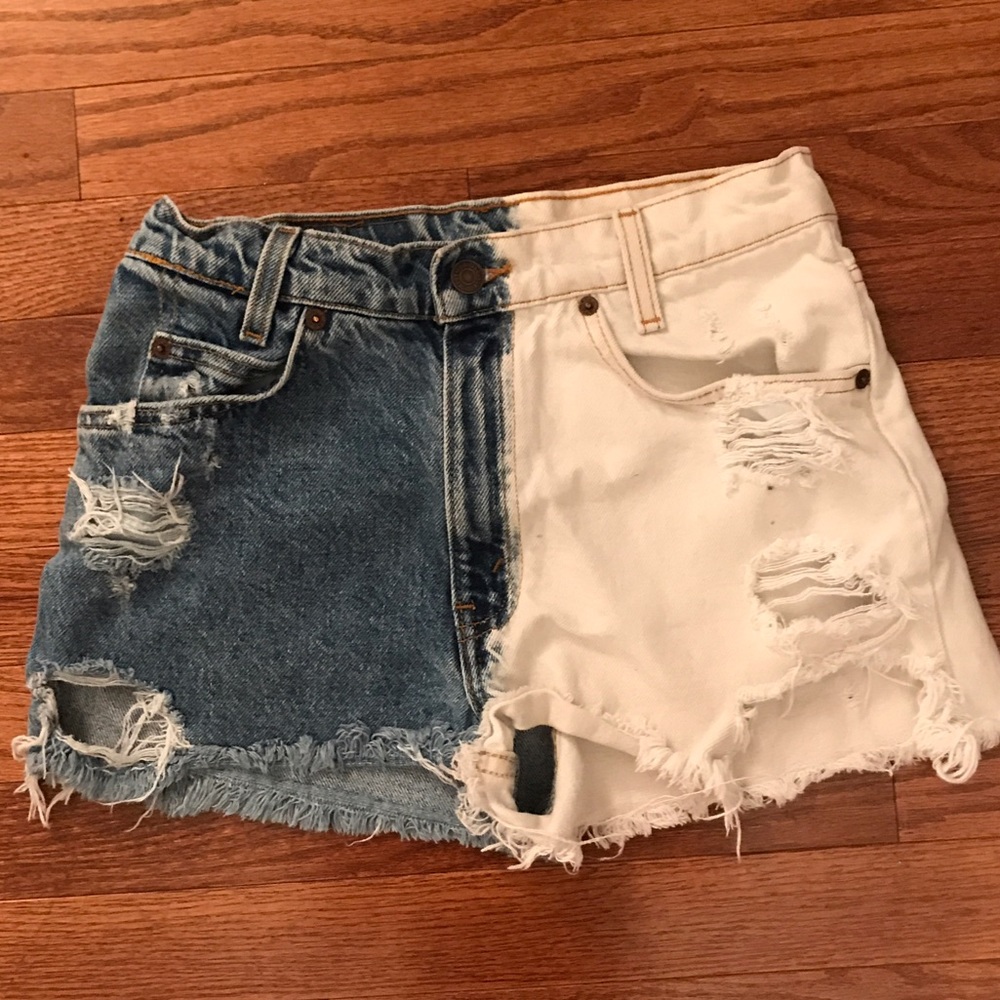 UO cutoff Levi dip dye denim short blue and white