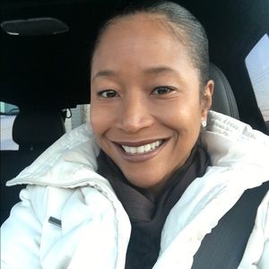 Meet your Posher, Cynthia