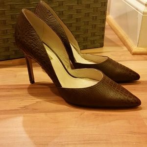 Gorgeous Brown Leather Pumps