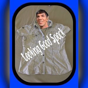 🌹🌹 Very Cute Gingham pattern button down Shirt