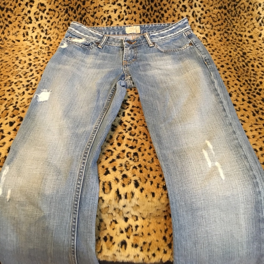 BKE 67 Distressed / Ripped Jeans