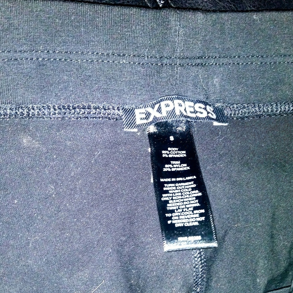 Express leggings with mesh bottoms