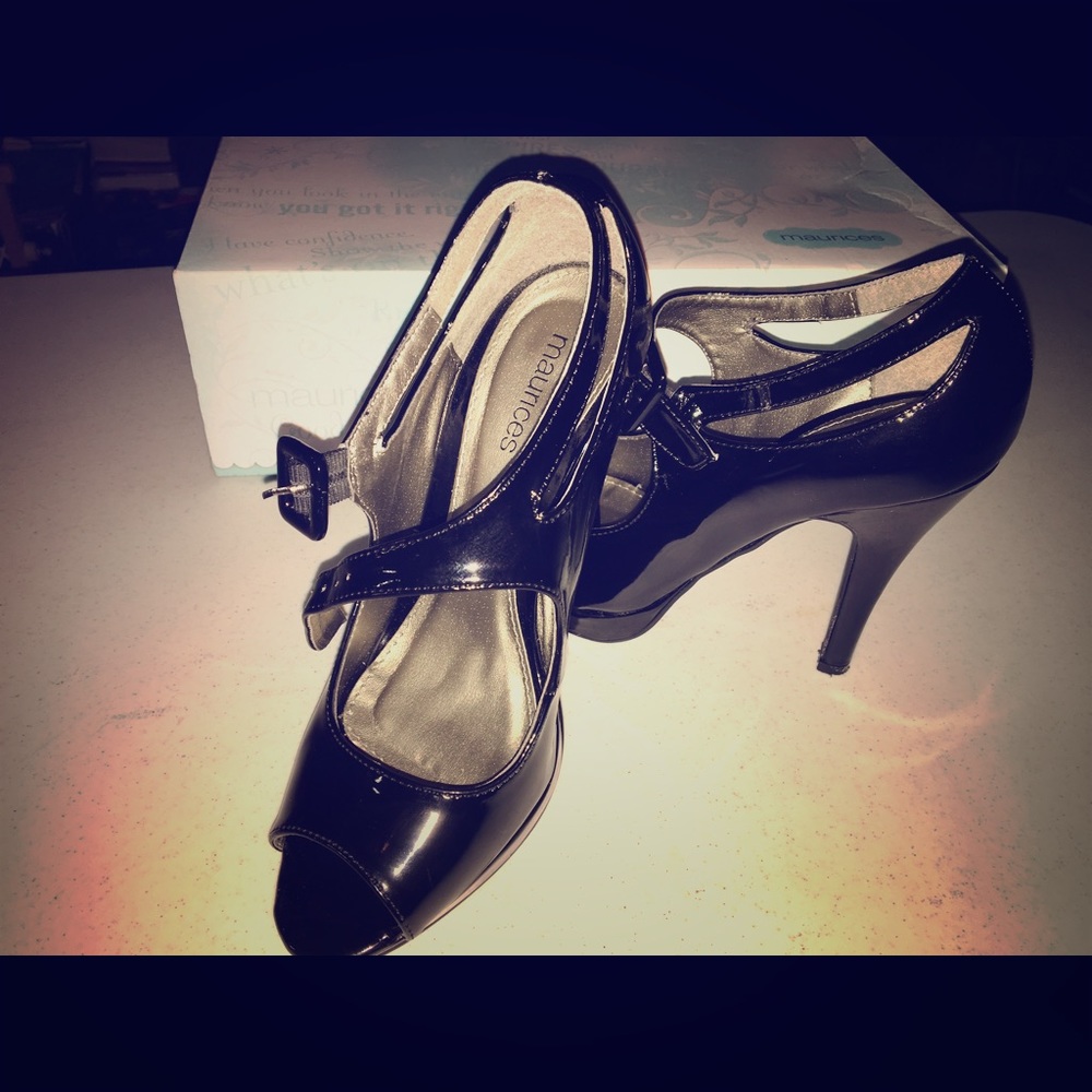 Maurice's shoes