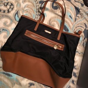 PRICE DROP!!!!! Michael Kors Black Tote