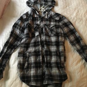 Long sleeve plaid flannel shirt