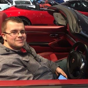 Meet your Posher, Christopher