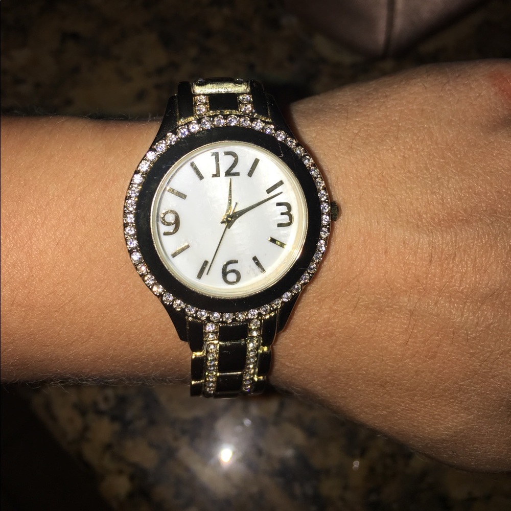 Beautiful fashion watch ⌚️⭐️