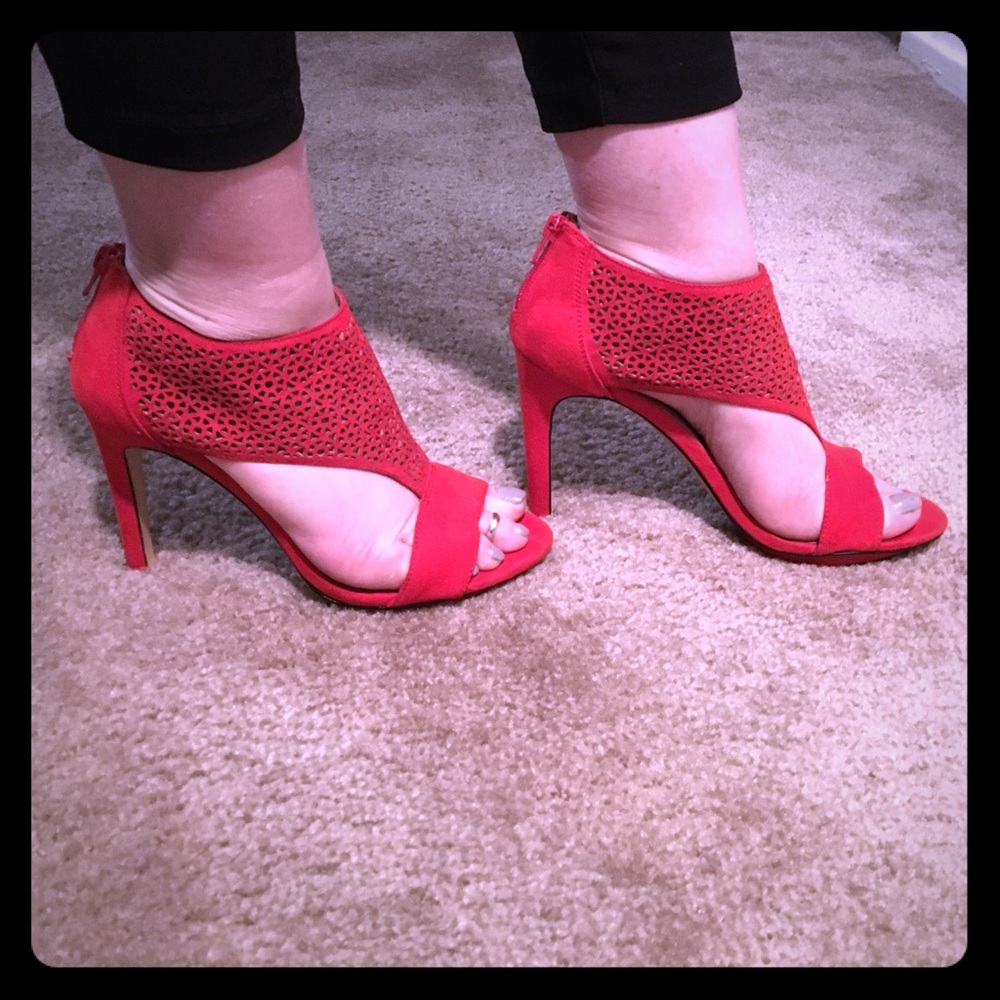 Bcbgeneration red heels 👠