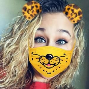 Meet your Posher, Brianna