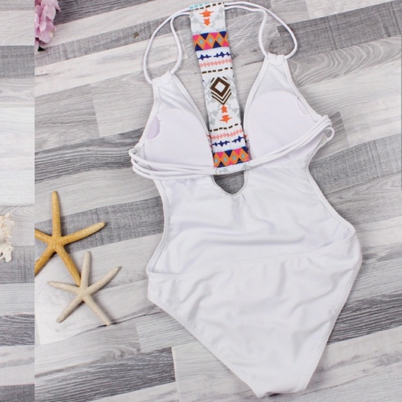 1 medium left White Hot V Neck Monokini - Picture 3 of 5
