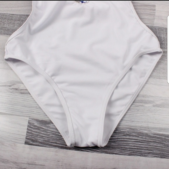 1 medium left White Hot V Neck Monokini - Picture 5 of 5