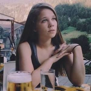 Meet your Posher, Abby