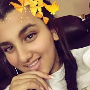 Meet your Posher, Carol