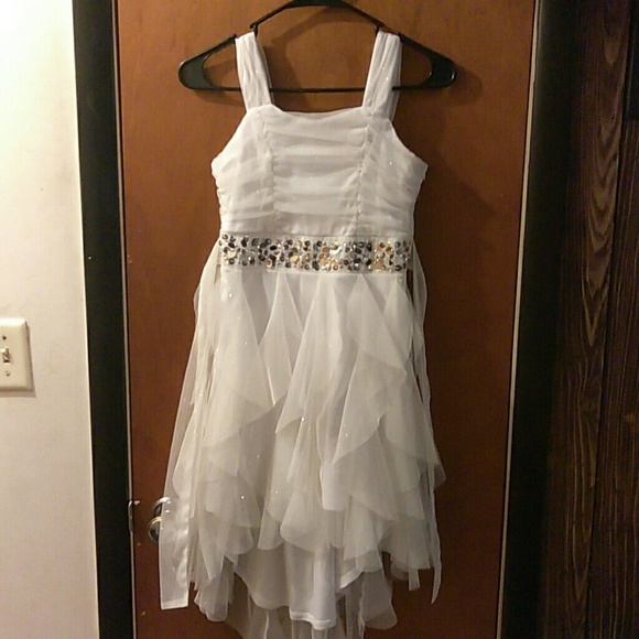 80 off By & By (JCPenney) Other 🍒BY & BY🍒girls white dress w/ gold
