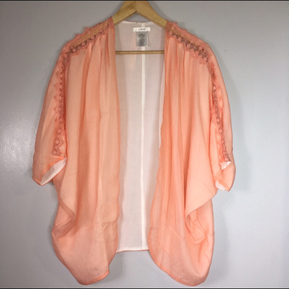 Peach Kimono - Picture 2 of 5